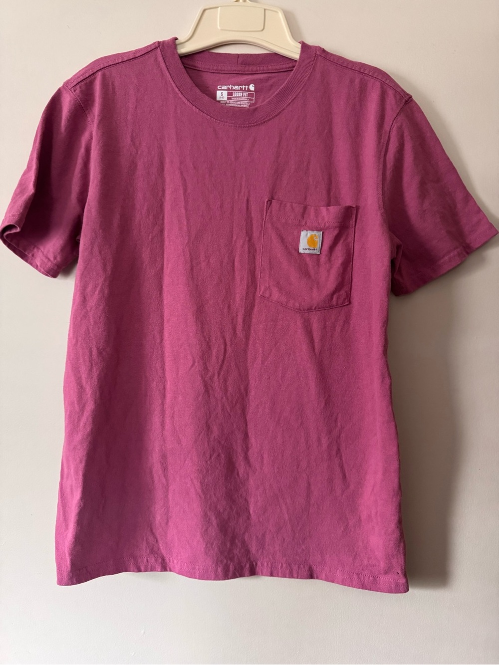 Carhartt Short-Sleeve Pocket Tee in Raspberry Pink